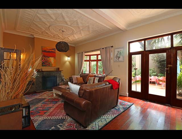 3 BEDROOM HOUSE FOR SALE IN KENSINGTON